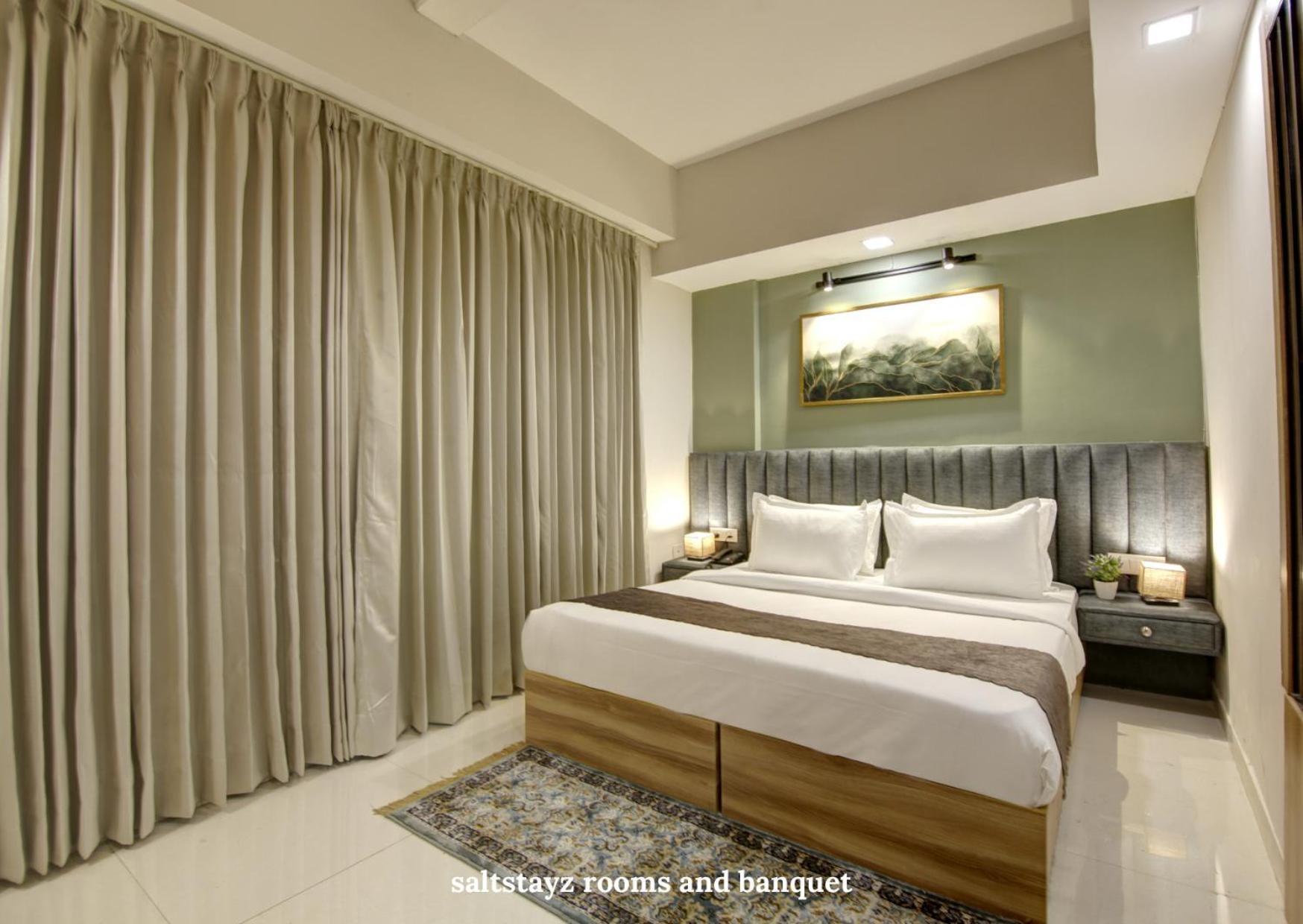 Saltstayz Premier Executive Serviced Apartment - Golf Course Extension Road Gurgaon Eksteriør billede